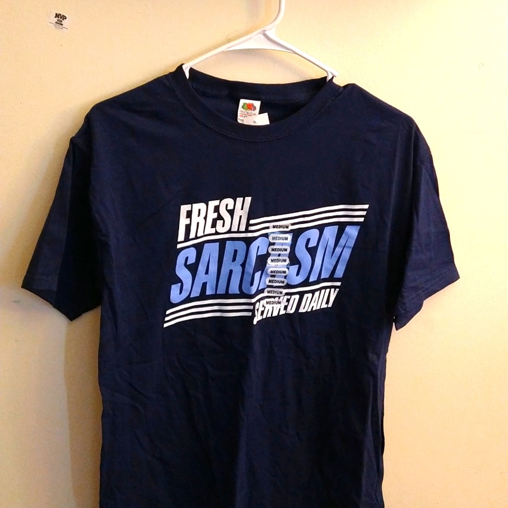 Tee shirt